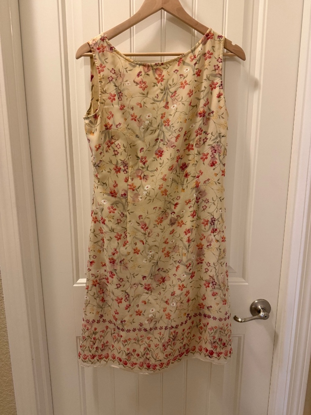 Liz Claiborne Cream Floral Midi Dress